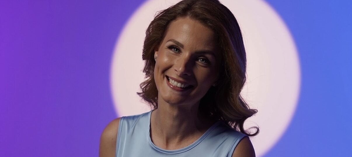 Andrea Sulovská vydáva emotívny singel „Oceán“ o kráse prítomnosti